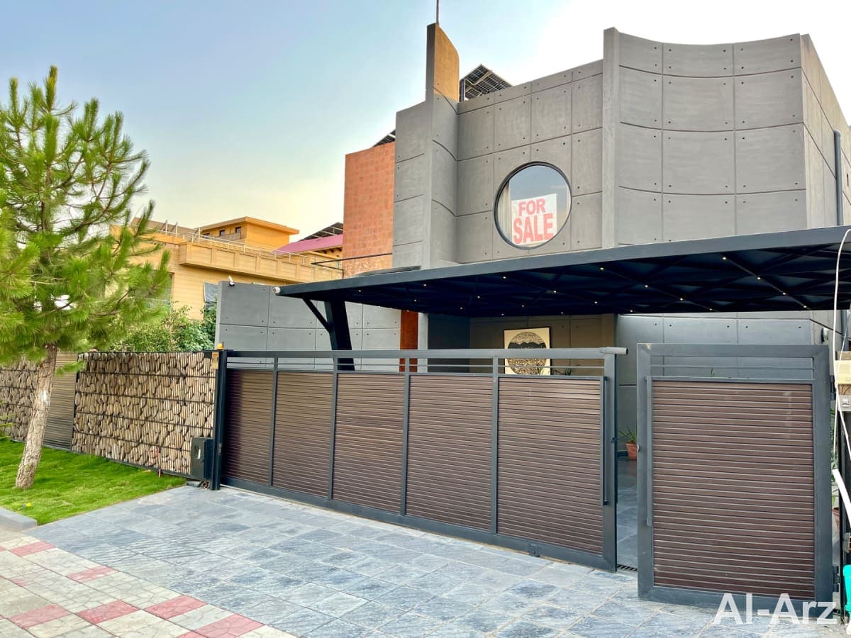 One Kanal Architectural Modern House for Sale – DHA Phase 2 — image 1
