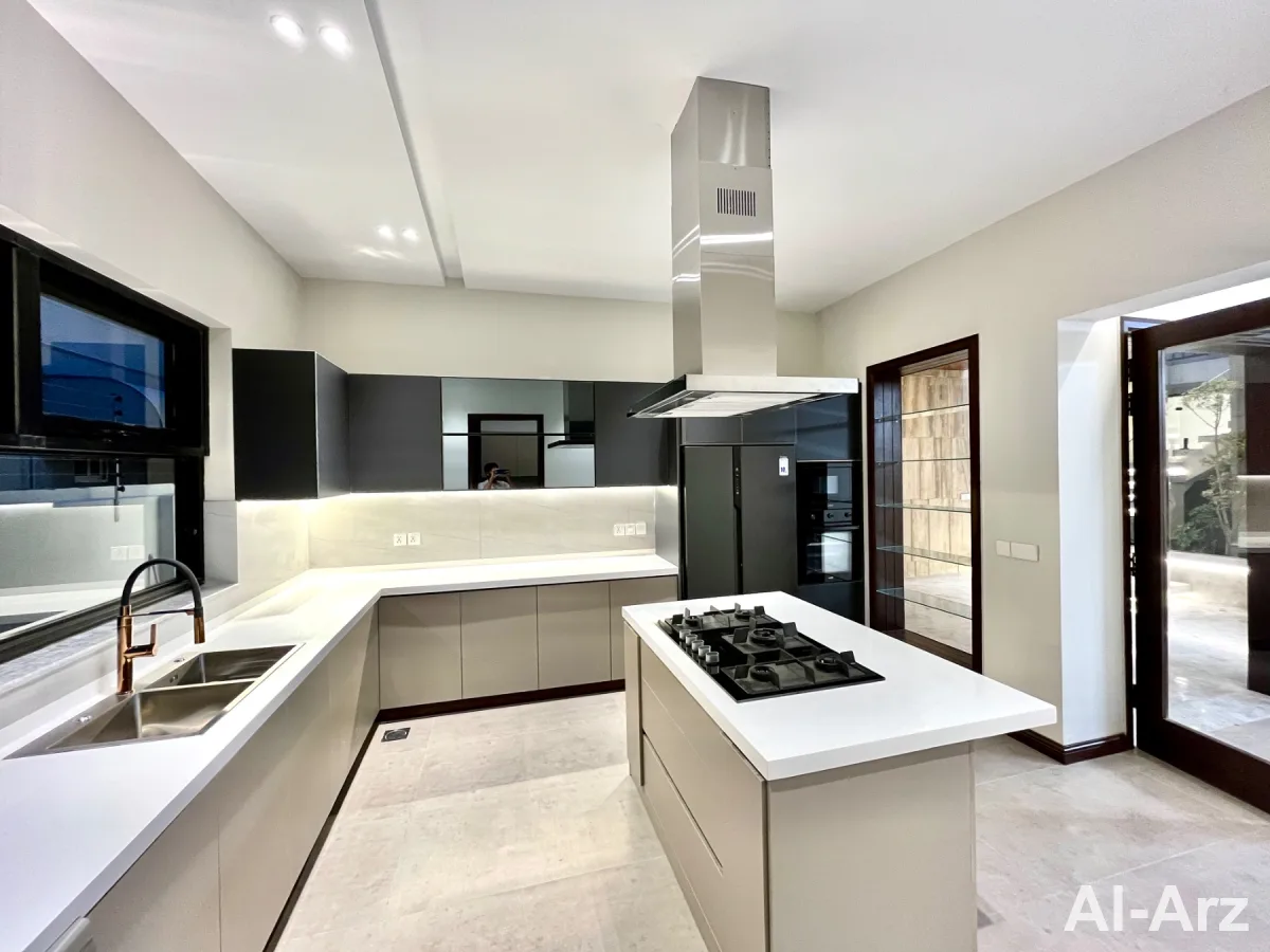 Minimalistic Designer House for sale in DHA Phase 2 — image 6